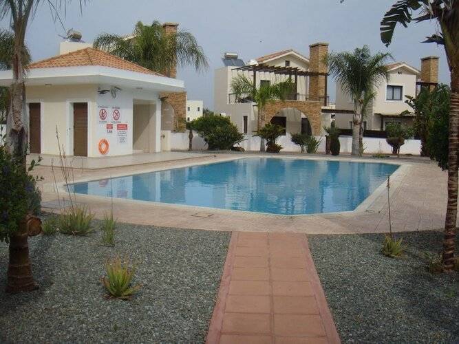 Jolie Villa