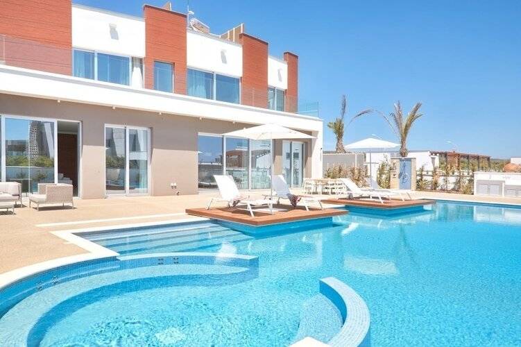Vivo Mare 3 Bedroom Villas