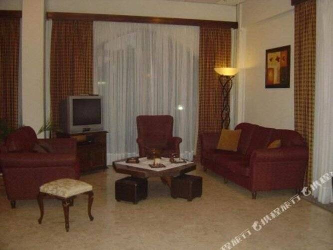 Layiotis Hotel Apartments