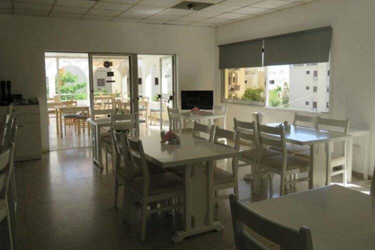 Polyxeni Hotel Apartments