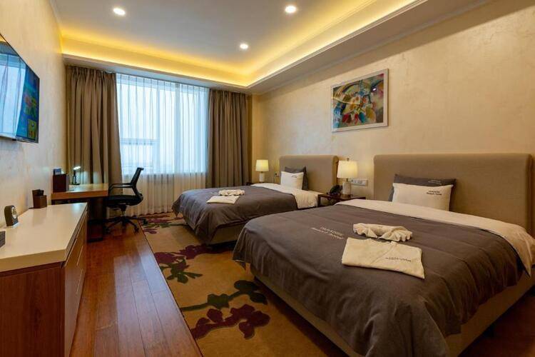 Paradise Resort Hotel