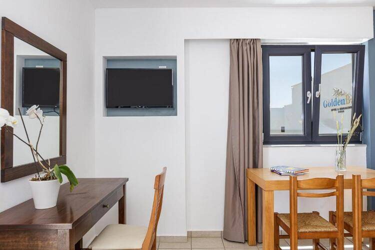 Golden Bay Boutique Hotel & Bungalows
