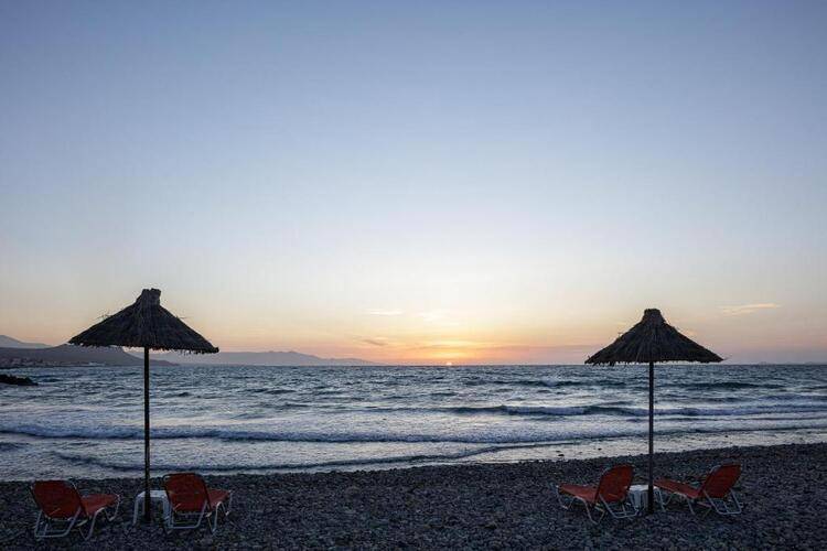 Golden Bay Boutique Hotel & Bungalows