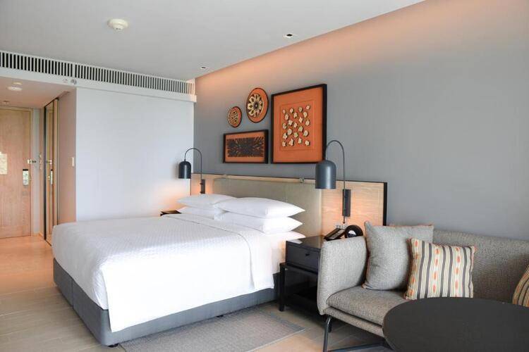 Four Points by Sheraton Phuket Patong Beach Resort
