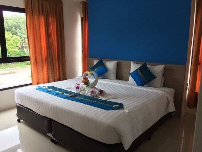 S4 Nai Yang Beach
