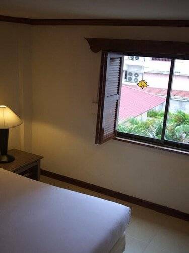 Le Tanjong House