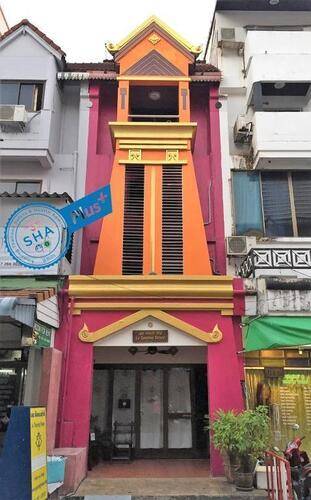 Le Tanjong House