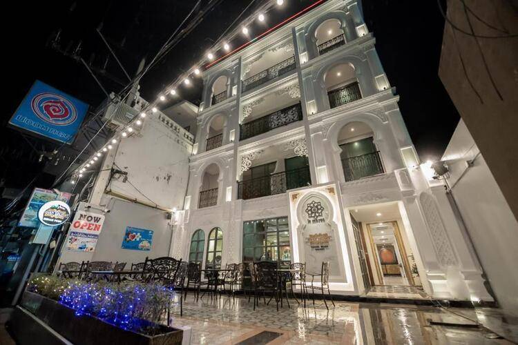Le Maroc Hotel