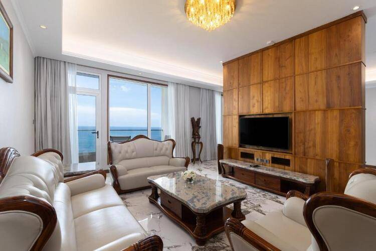 Araliya Beach Resort & Spa