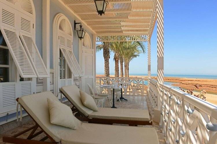 La Maison Bleue (Adults Only 18+)