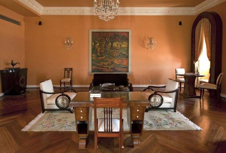 La Maison Bleue (Adults Only 18+)