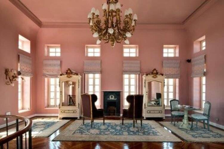 La Maison Bleue (Adults Only 18+)