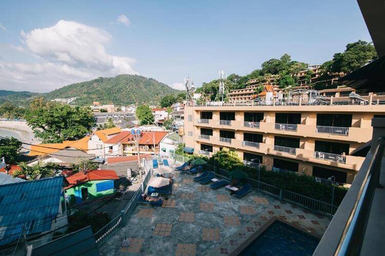 Kata Sun Beach Inn
