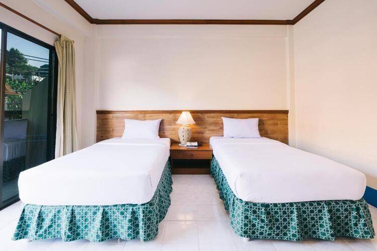 Kata Sun Beach Inn