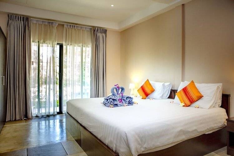 Naiharn Beach Resort