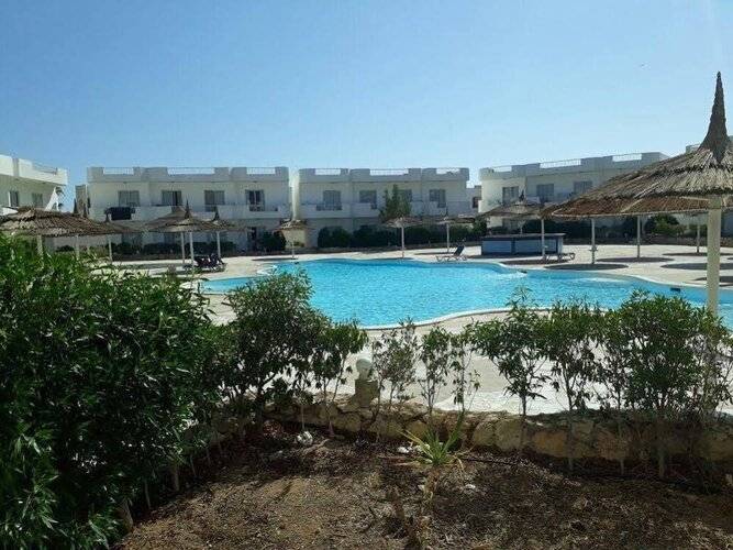 Carlton Luxury Resort