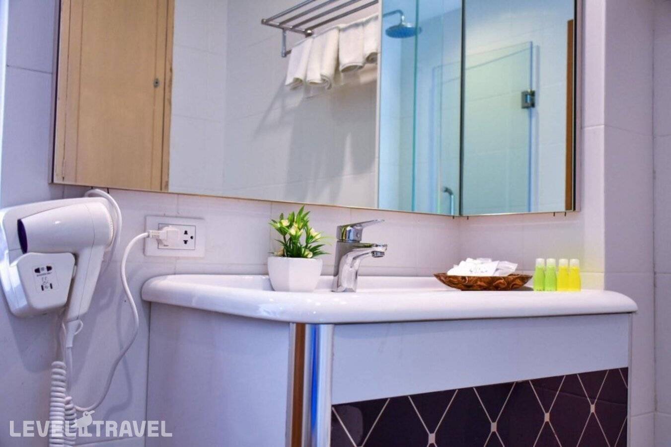 фотографии отеля Capital O806 Sira Grande Hotel and Spa в Таиланд(Патонг Бич) - фото №12