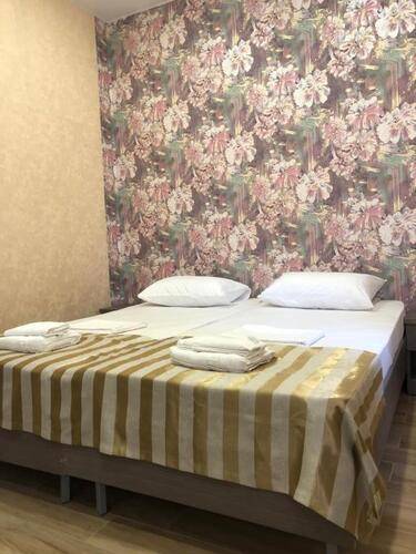 Rich Hotel