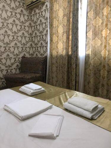 Rich Hotel