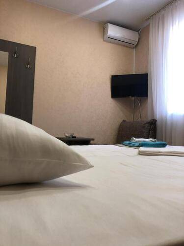 Rich Hotel
