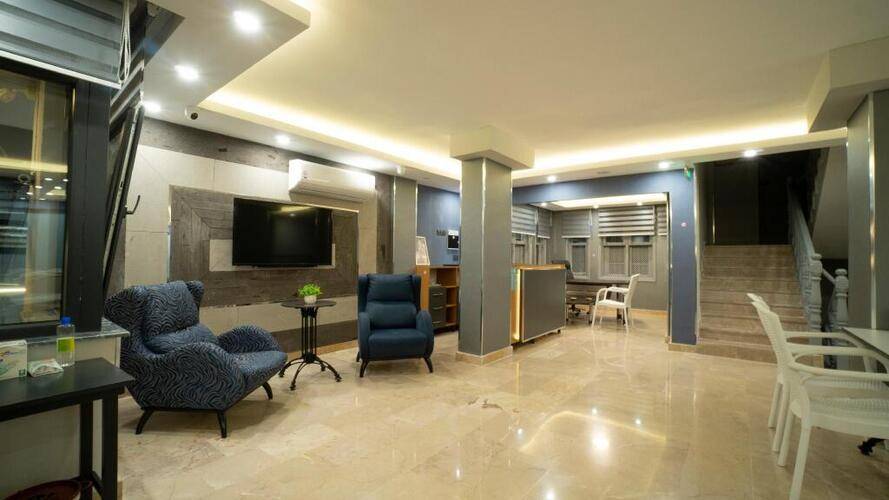 Opera Suites Apart Hotel