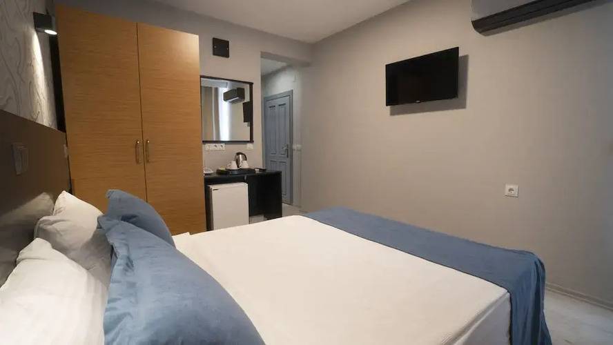 Opera Suites Apart Hotel