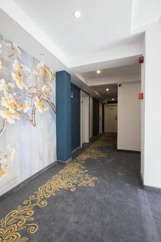 Pure Blanche Hotel