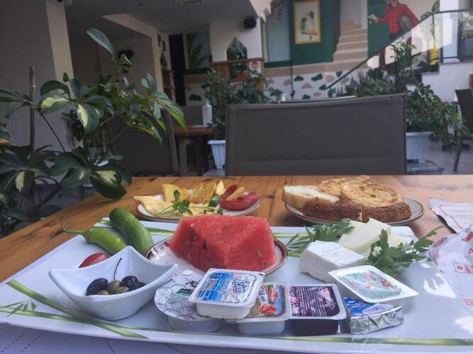 Pure Blanche Hotel