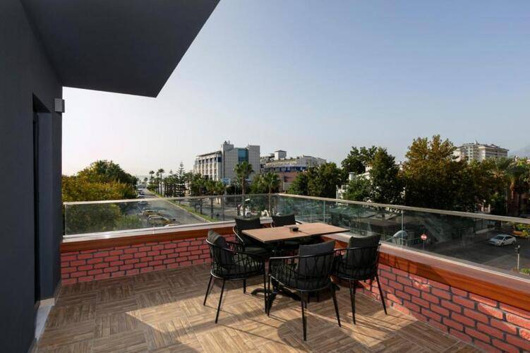 Pukka Boutique Hotel