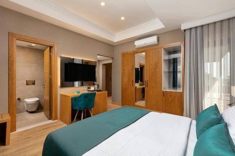 Pukka Boutique Hotel