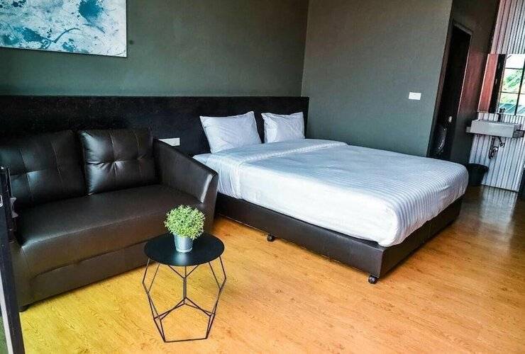 The Arbern Hostel x Bistro