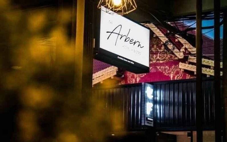 The Arbern Hostel x Bistro