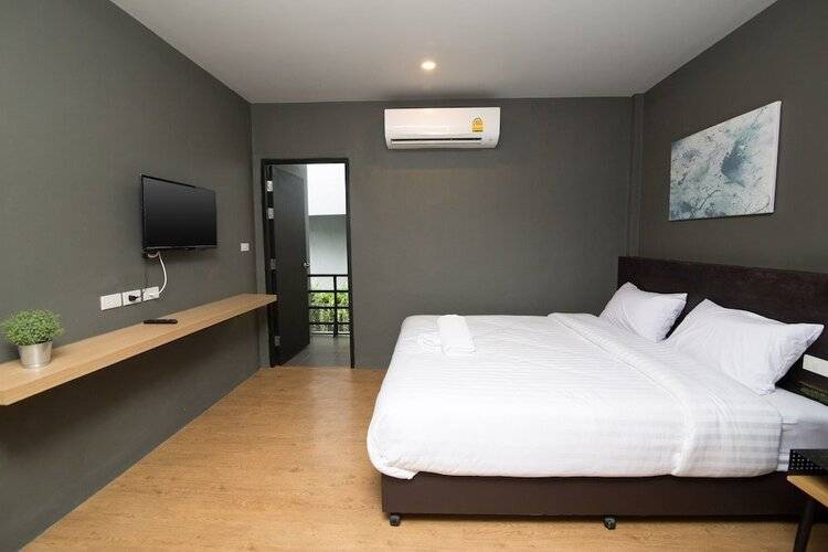 The Arbern Hostel x Bistro