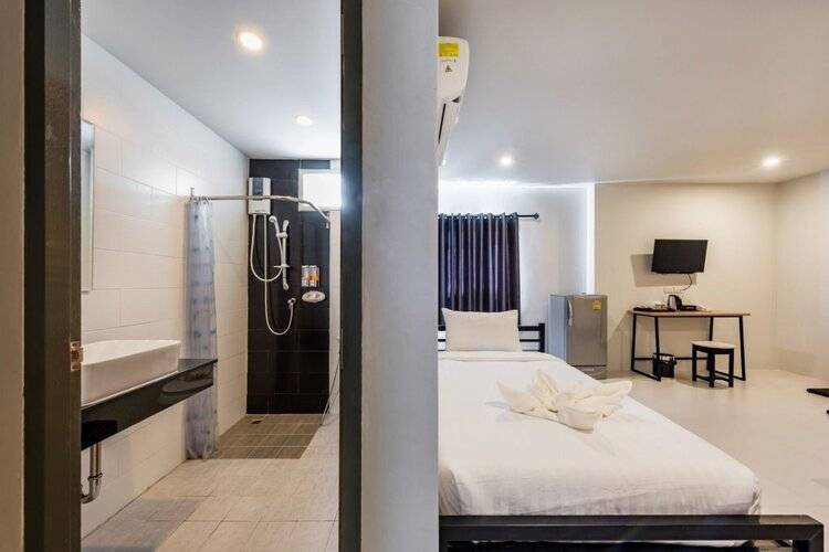 Phuket Marine Poshtel