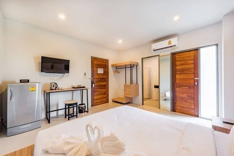 Phuket Marine Poshtel