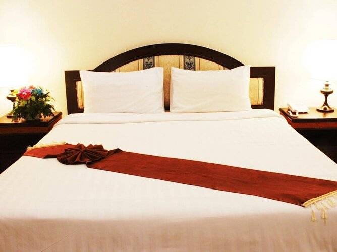 Airport Resort & Spa