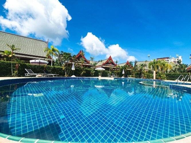 Airport Resort & Spa