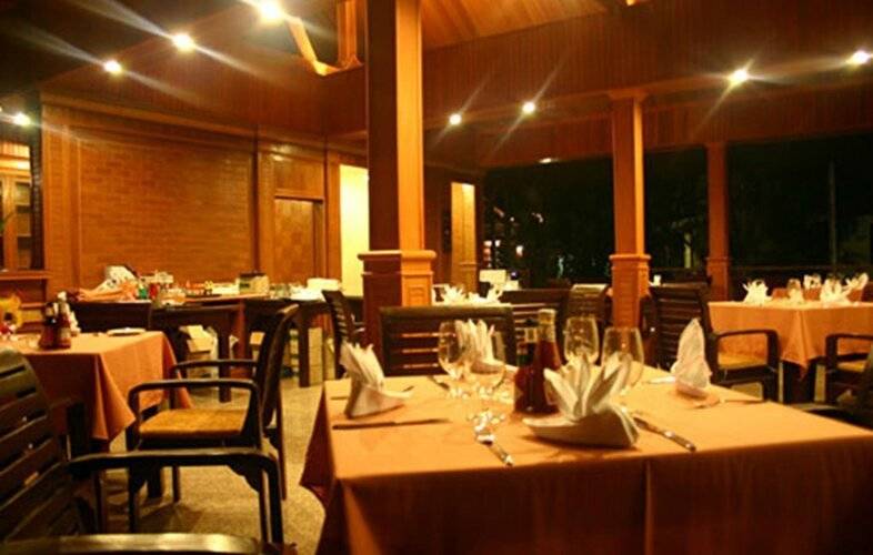 Airport Resort & Spa