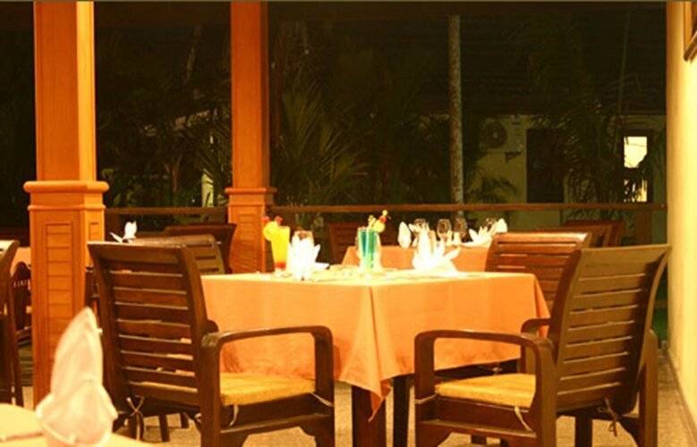Airport Resort & Spa