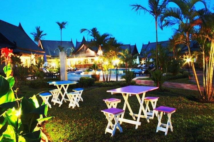 Airport Resort & Spa