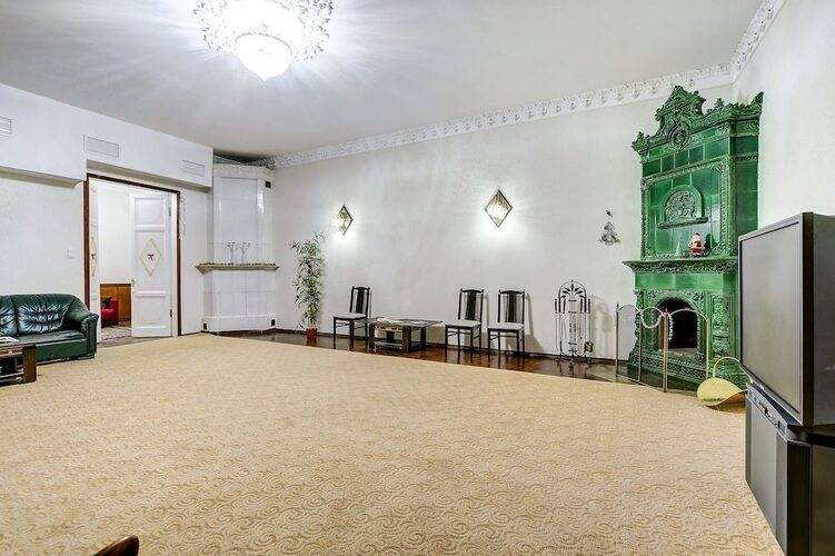 Отель Амбитус