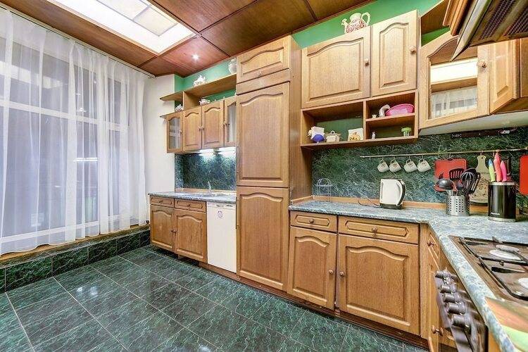 Отель Амбитус