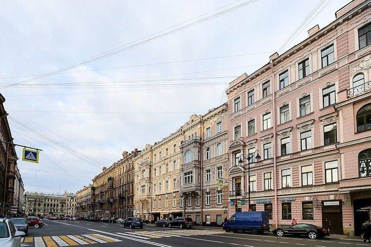 Отель Амбитус