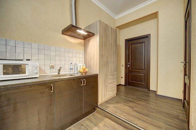 Отель Амбитус