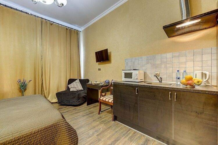 Отель Амбитус