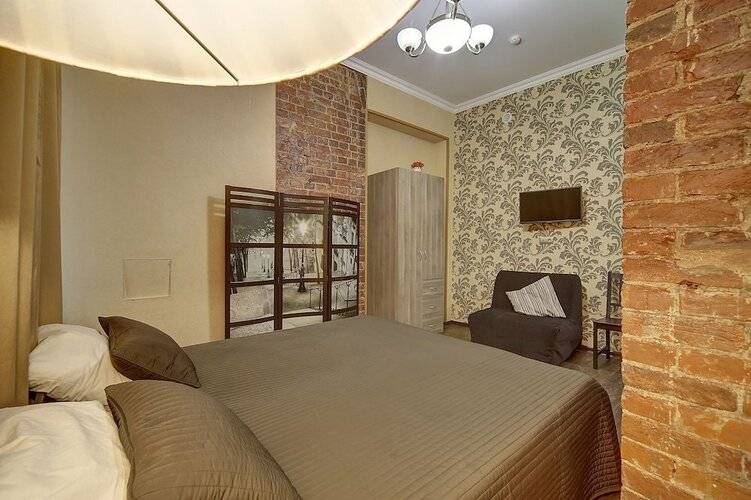 Отель Амбитус