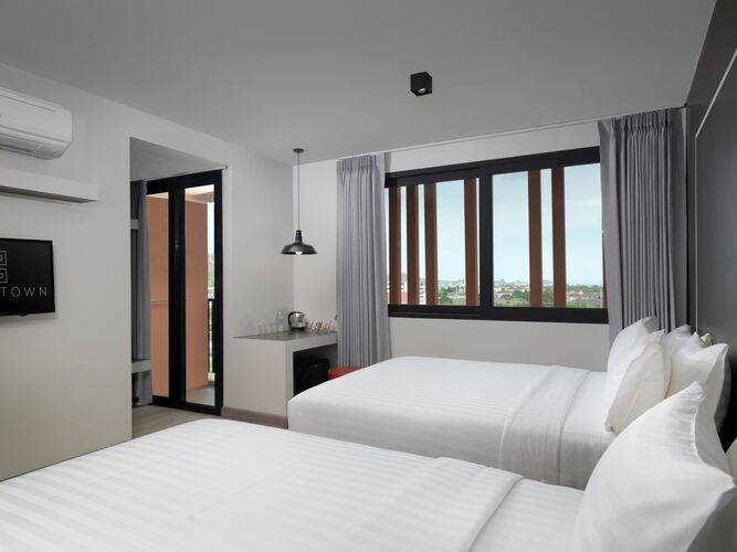 Prime Town - Posh & Port Hotel Phuket