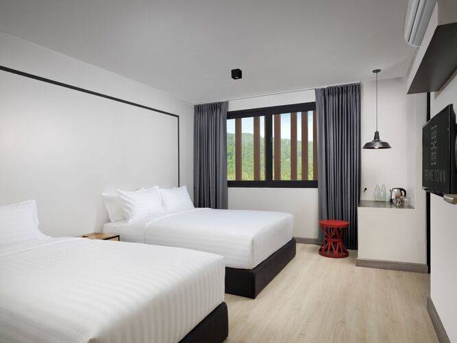 Prime Town - Posh & Port Hotel Phuket