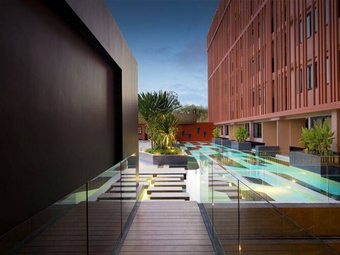 Prime Town - Posh & Port Hotel Phuket