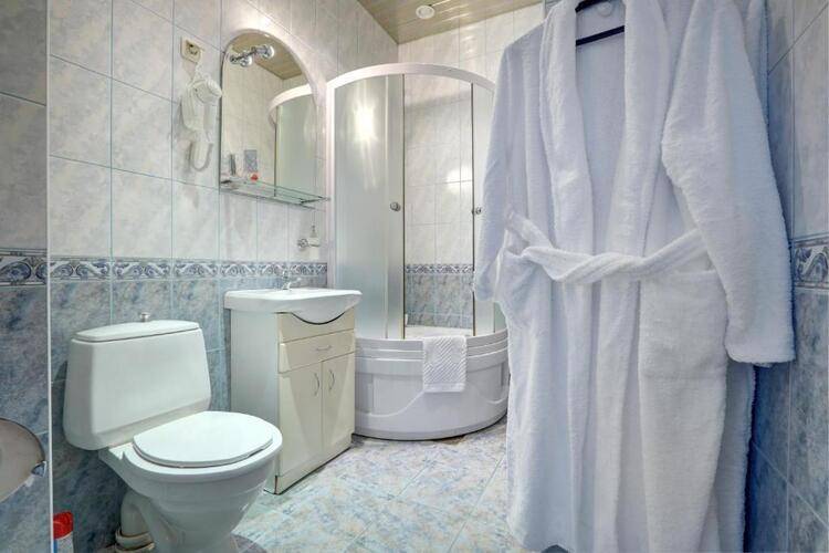 Отель Искра